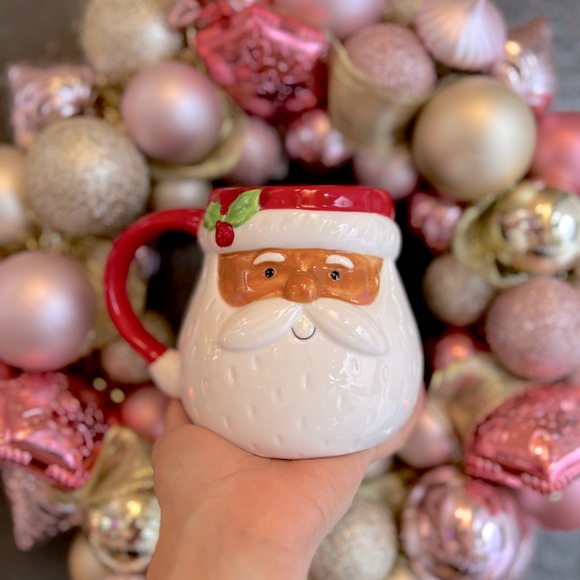 ✨NEW🎅🏾Holiday Time Brown Santa Claus Christmas Mug🎄 - Picture 1 of 16
